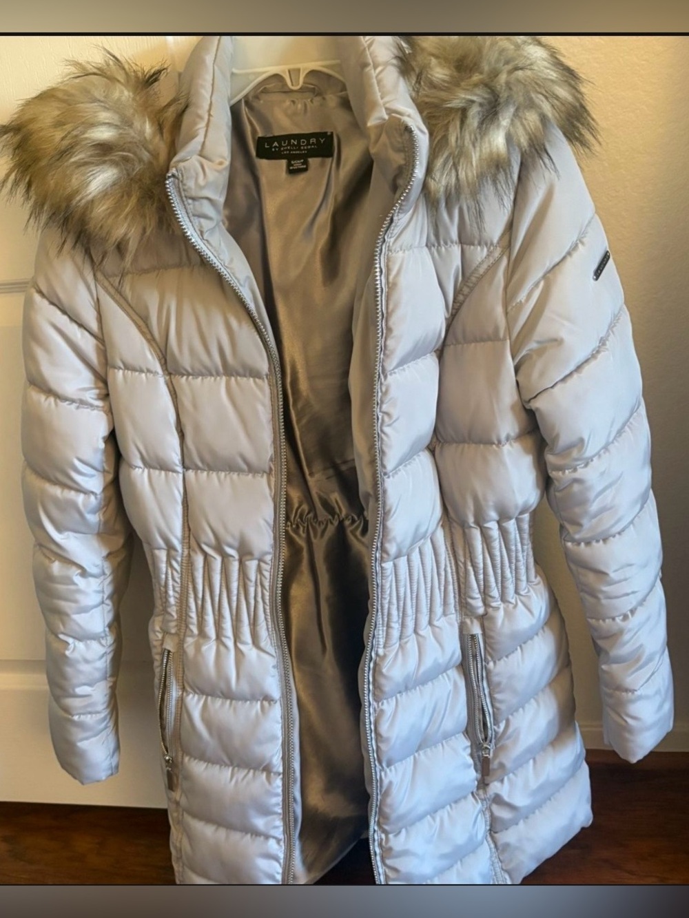 Laundry By Shelli Segal Gray Faux Fur Trim Puffer Coat
